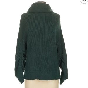 Cabi. Women's Green Turtleneck sweater. 100% cotton. Small.